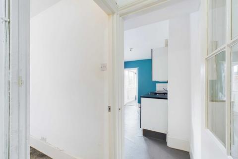 1 bedroom apartment for sale, Pullens Buildings, Crampton Street, Elephant & Castle