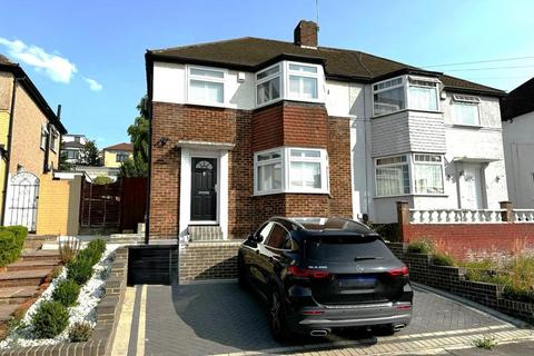 120 Caterham Avenue, Ilford, IG5 0QB