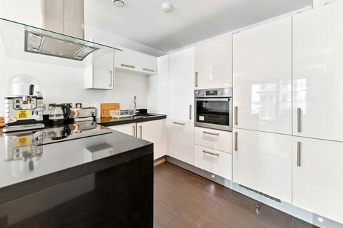 1 bedroom apartment for sale, Vicentia Court, London SW11