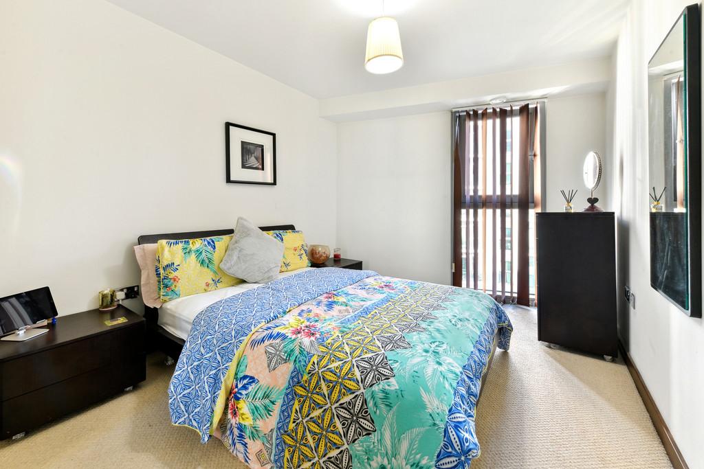 Vicentia Court, Bridges Wharf, Bedroom