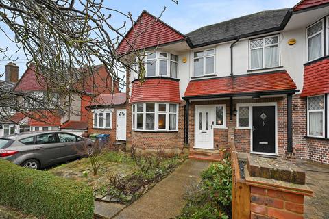 5 bedroom semi-detached house for sale, The Avenue, Harrow