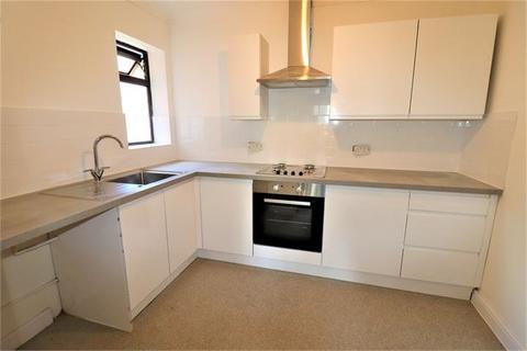 2 bedroom apartment to rent, Station Road, Leigh-on-Sea, Leigh on Sea, Essex.