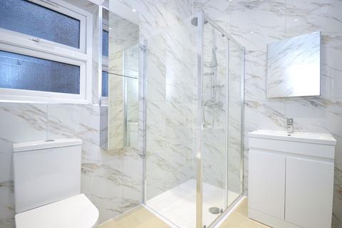 1 bedroom flat to rent, Oaklands Grove, London