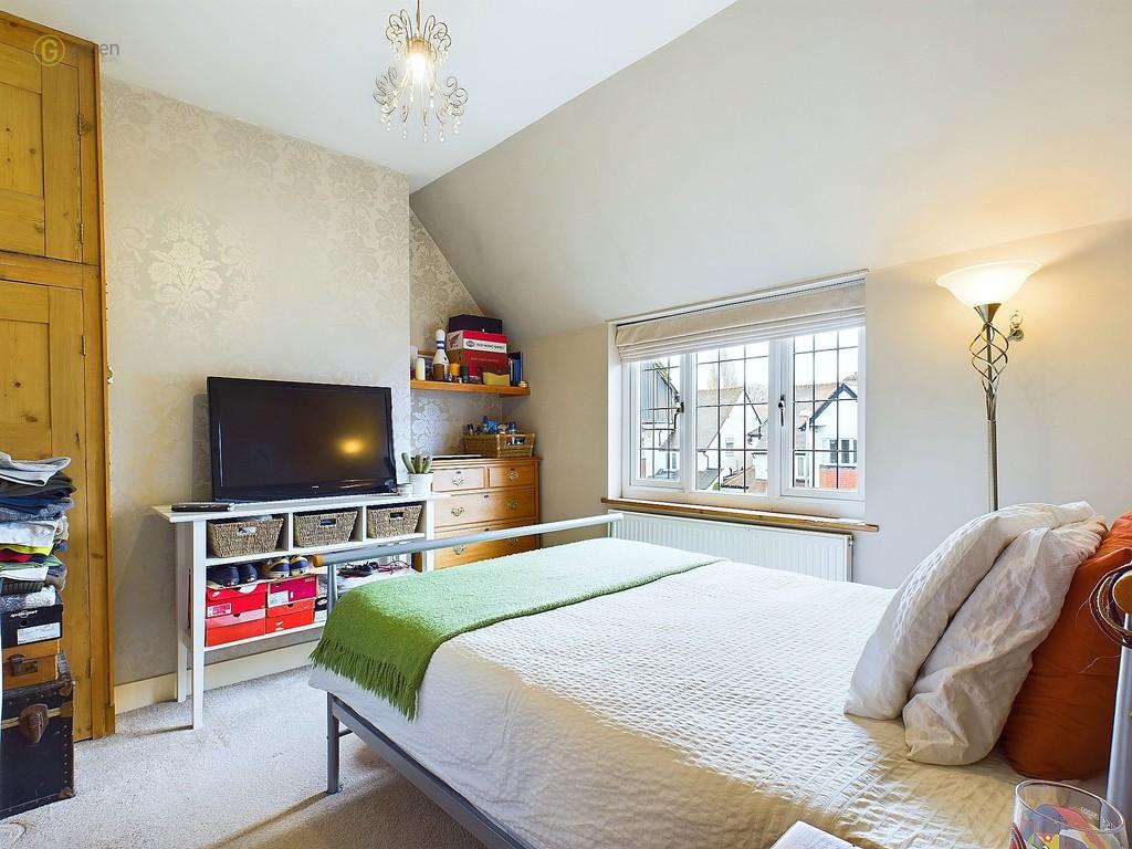 Cam03830 g0 pr0119 still015