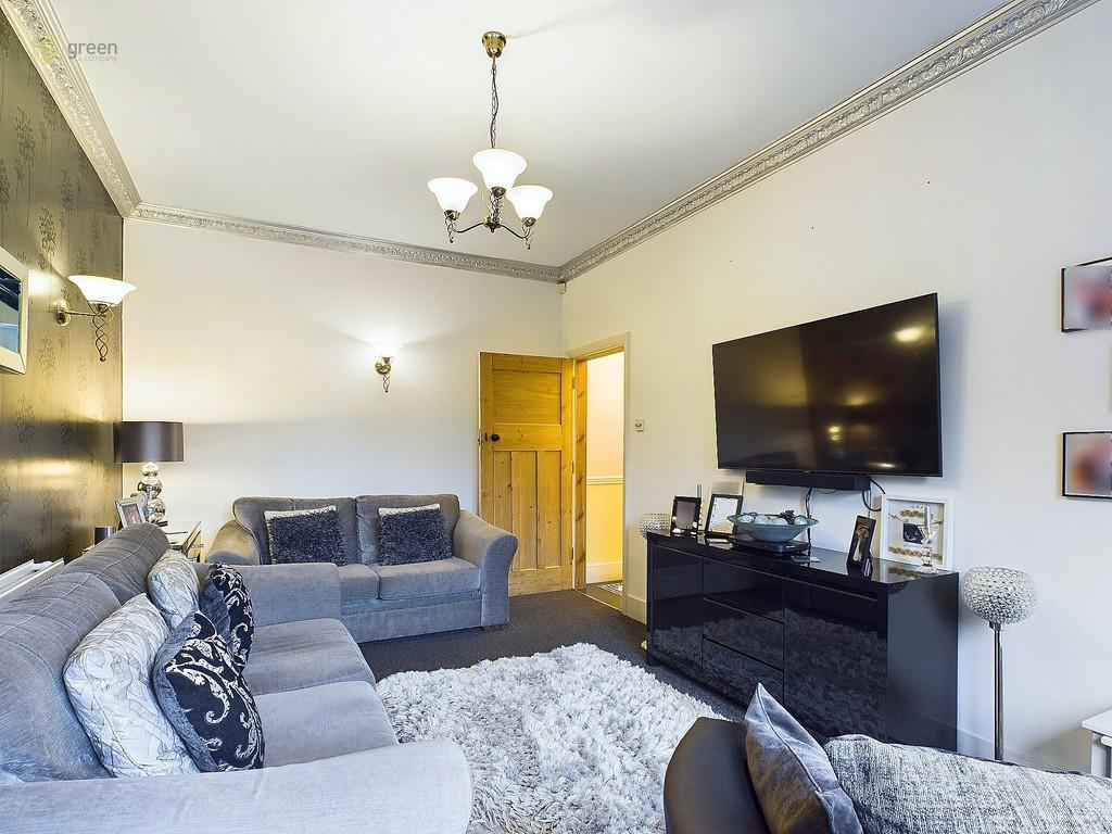 Cam03830 g0 pr0119 still005