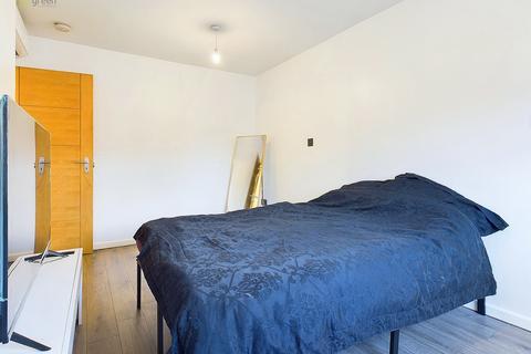 9 Armstrong Drive, Birmingham, B36 9NL