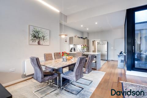 2 bedroom penthouse for sale, Bournville Lane, Birmingham B30
