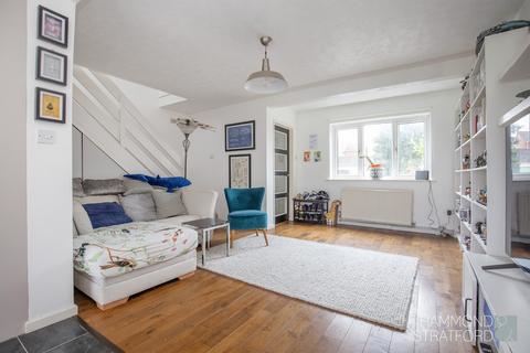 3 Barley Way, Attleborough, NR17 1YD