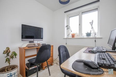 3 Barley Way, Attleborough, NR17 1YD