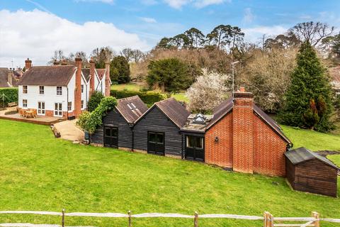 5 bedroom detached house for sale, Bayham Road, Bells Yew Green, Tunbridge Wells, East Sussex, TN3