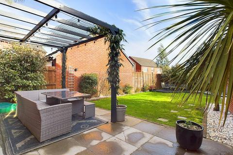 9 Clover Close, Tamworth, B79 0EF