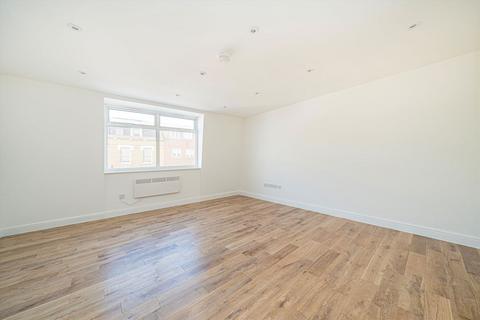 1 bedroom flat for sale, High Street, Hampton Hill TW12