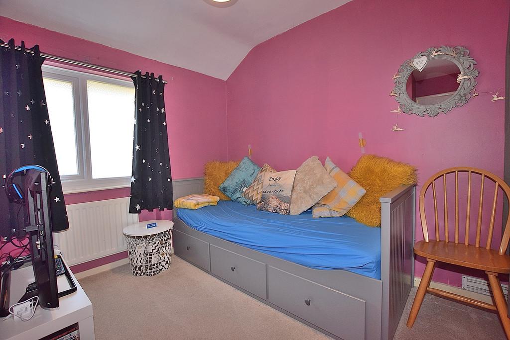 Bed 3 01