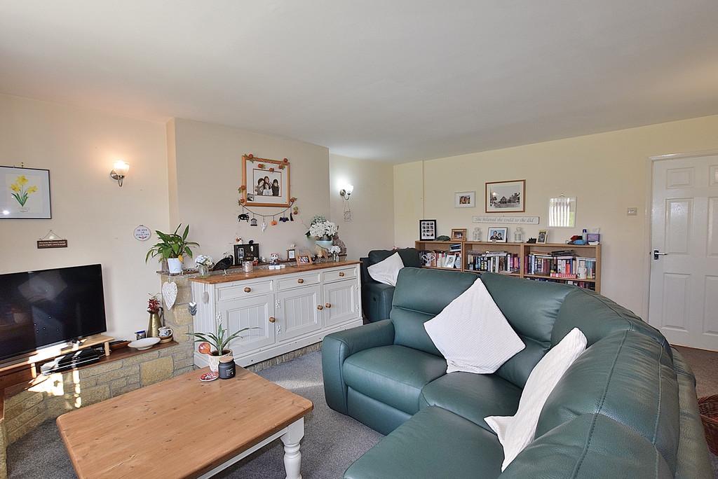 Living room alt 01