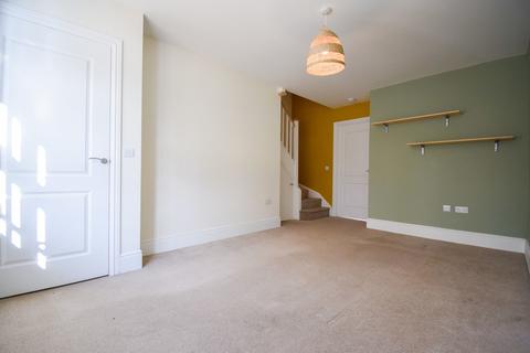 2 bedroom terraced house to rent, Broomyshaw Close, Amington, Tamworth