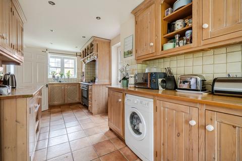 18 Fairfax Close, Caversham, Reading, RG4 6DA