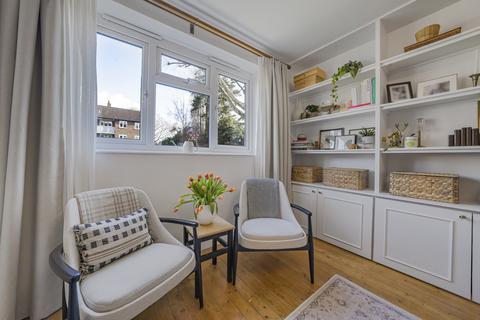 11 Brick Farm Close, Richmond, TW9 4EF