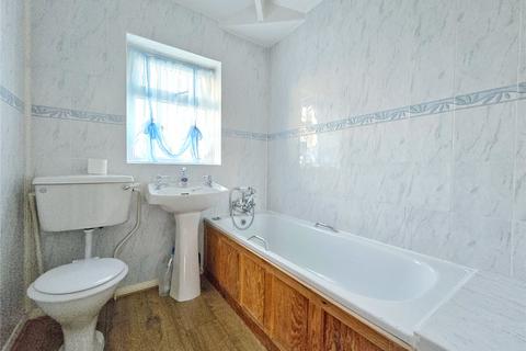 76 Booth Crescent, Waterfoot, Rossendale, BB4 9BT