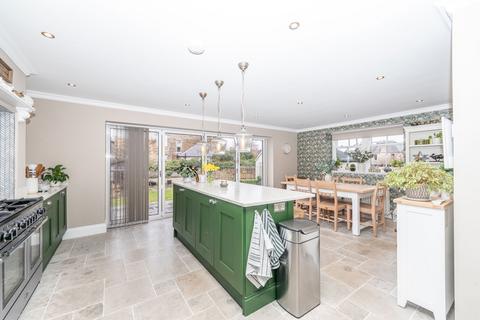 undefined, Swan Road, Kirkcaldy KY1