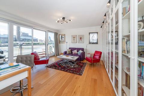 1 bedroom flat for sale, Norfolk House, Trig Lane, London