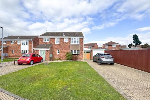 4 bedroom detached house for sale, EXETER COURT, LACEBY ACRES