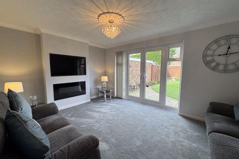 4 bedroom detached house for sale, EXETER COURT, LACEBY ACRES