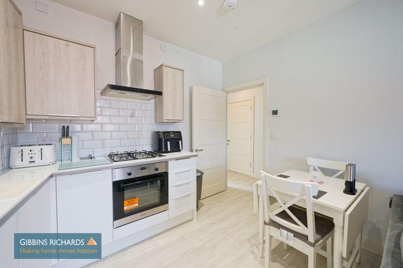 Kitchen/Dining Area