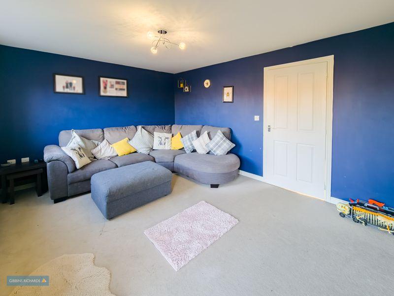Sitting Room/Bedroom