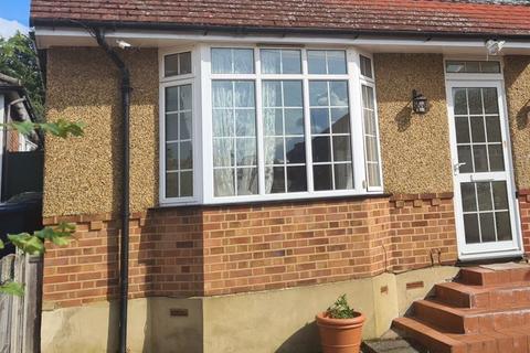 1 bedroom ground floor flat to rent, Marlborough Avenue, Edgware, Middlesex, HA8 8UH