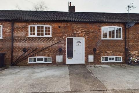 3 bedroom terraced house for sale, 5 Maltings Court, Mill Lane, Horncastle