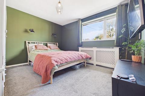 7 Ascot Meadow, Bury, BL9 0UD