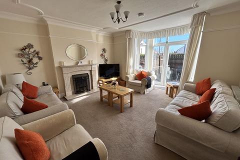 4 bedroom semi-detached house for sale, Llandudno Road, Penrhyn Bay