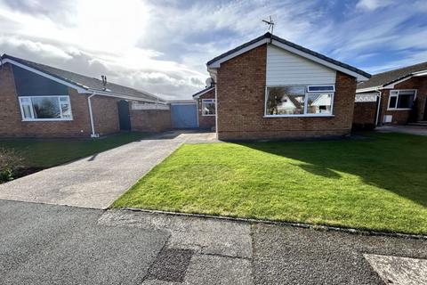 3 bedroom detached bungalow for sale, Lon Mynach, Penrhyn Bay