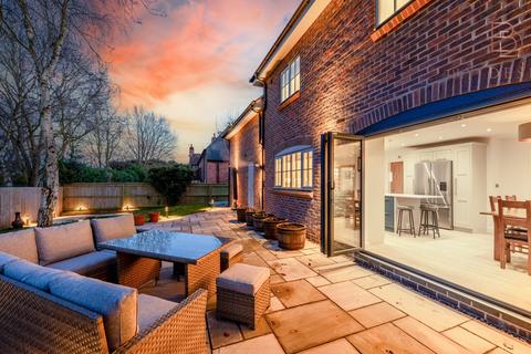 5 bedroom detached house for sale, Cow Lane, Nottingham NG9