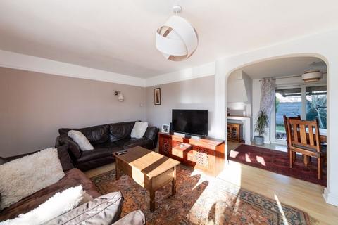 3 bedroom terraced house for sale, Arbury Banks, Chipping Warden