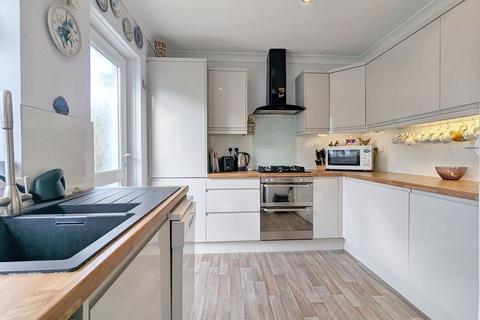 33 Copythorne Road, Brixham, TQ5 8QE