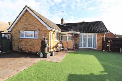 38 Ashwood Close, Worthing, BN11 2AF