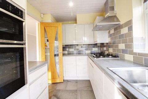 3 bedroom terraced house for sale, Smarts Green, Cheshunt EN7