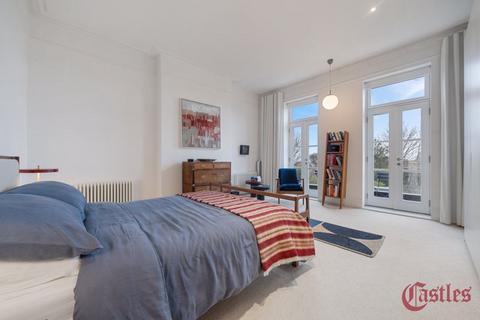 3 bedroom apartment for sale, Coolhurst Road, N8