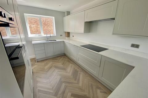 4 bedroom detached house for sale, Lutterworth Road, Burbage LE10