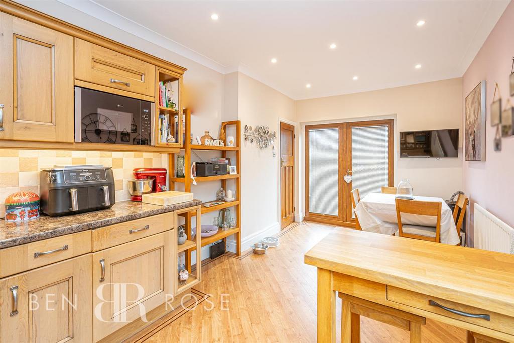 Kitchen / Diner