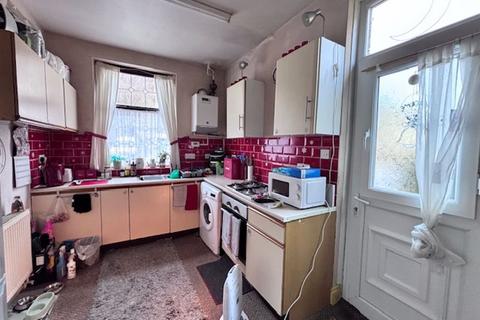 3 bedroom terraced house for sale, Burnley Road, Todmorden OL14