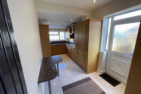 3 bedroom semi-detached house for sale, Foster Road, Wrexham