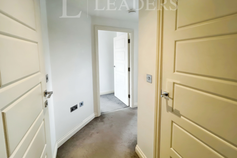 2 bedroom apartment to rent, Warwick Apartments, Warwick Place, GL52