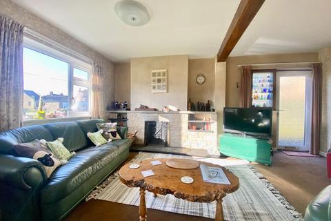35 Corby Road, Swayfield, Grantham, NG33 4LQ