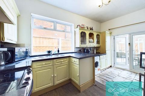 4 bedroom terraced house for sale, Cleggs Lane, Manchester M38