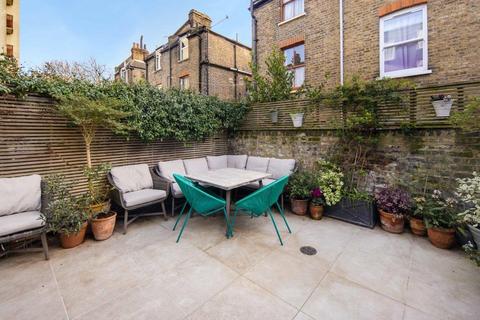 4 bedroom terraced house for sale, Belgrade Road, Stoke Newington, London, N16