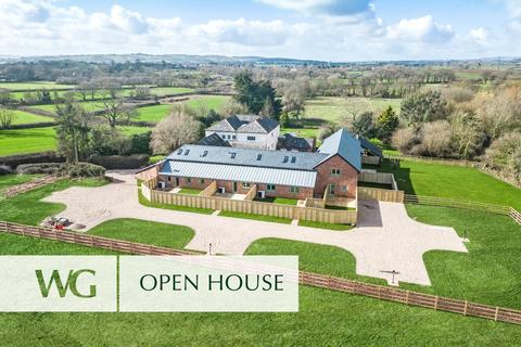 2 bedroom barn conversion for sale, Broadclyst, Exeter