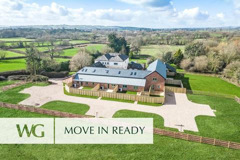 2 bedroom barn conversion for sale, Broadclyst, Exeter