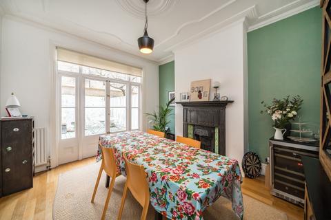 4 bedroom terraced house for sale, London W4